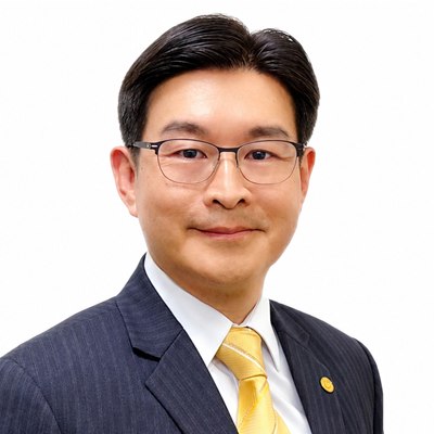竹北房仲寬哥鄭瑞寬形象照